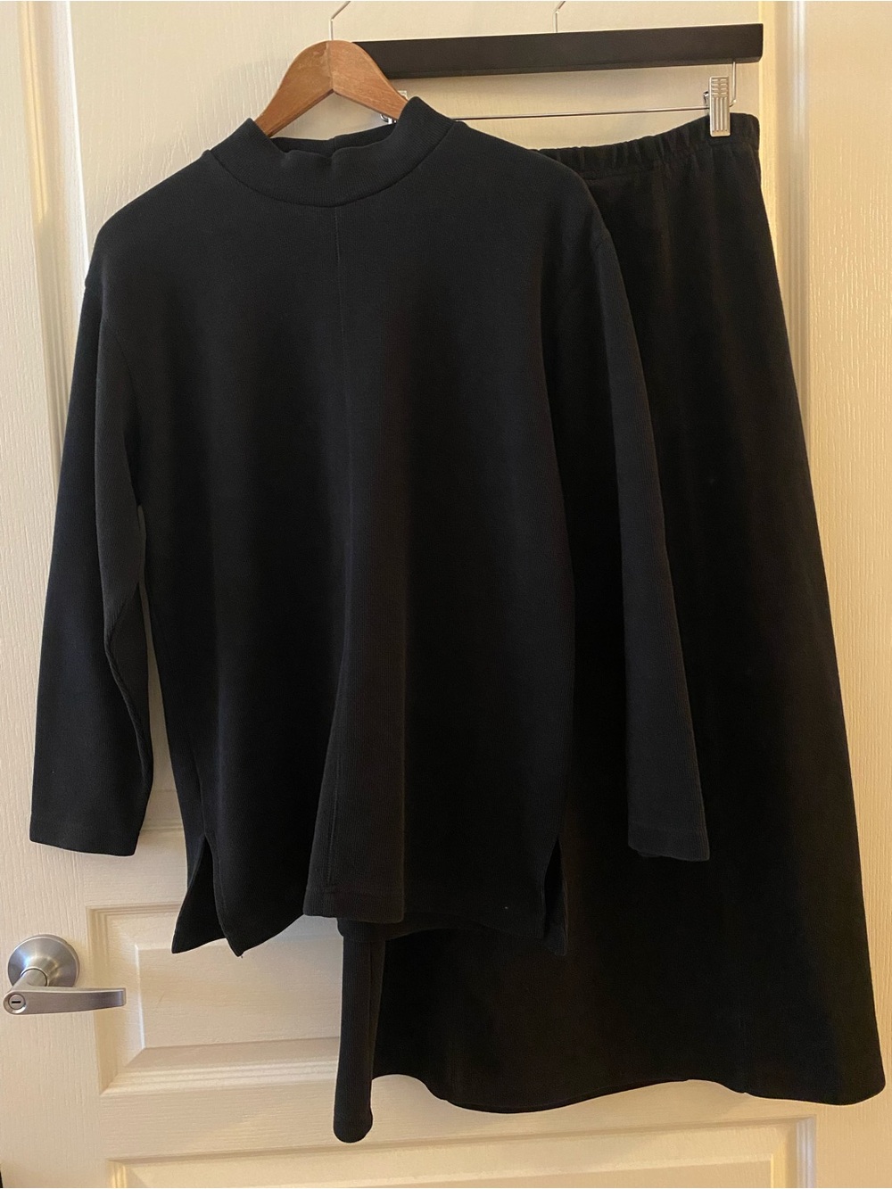 VINTAGE Minimalist Knit Mockneck Maxi Skirt Set in Black
